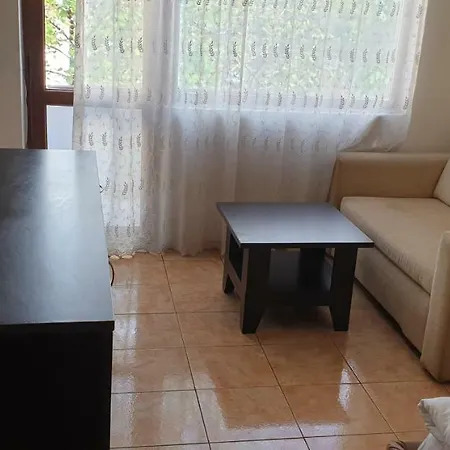 Flora * סבטי ולאס